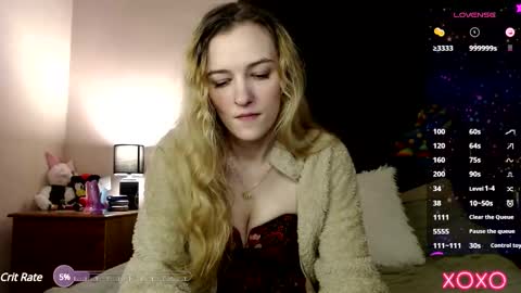 Snapshot of xelliee_rosex chatting on 02/15/25, 11:36 EllieeRose online show from 02/15/25, 11:36