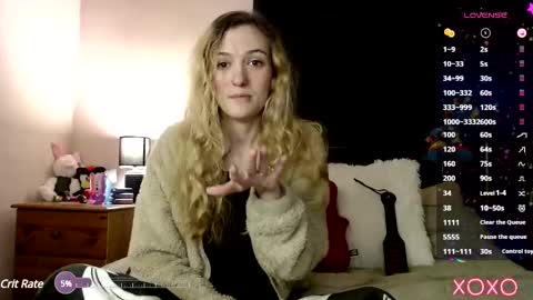 Snapshot of xelliee_rosex chatting on 02/21/25, 11:54 EllieeRose online show from 02/21/25, 11:54