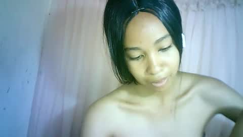 xenna610827 online show from 01/24/25, 08:22