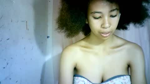 xenna610827 online show from 02/19/25, 02:55