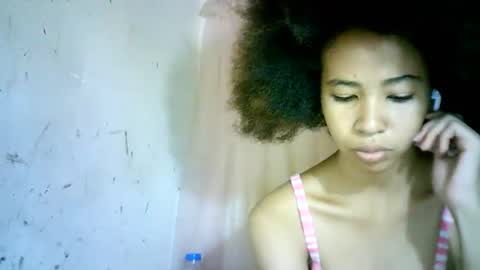 xenna610827 online show from 02/20/25, 02:24