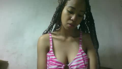 xenna610827 online show from 02/05/26, 06:07