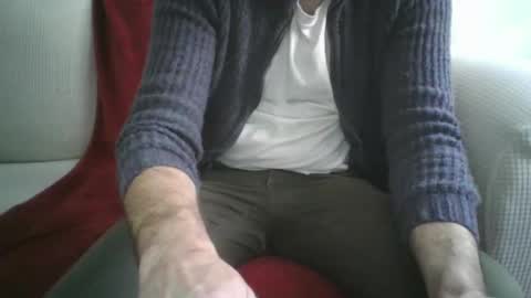 Snapshot of xeson47 chatting on 12/10/24, 08:08 xeson47 online show from 12/10/24, 08:08