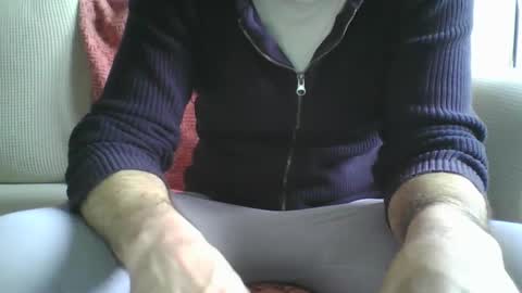 Snapshot of xeson47 chatting on 02/17/25, 08:41 xeson47 online show from 02/17/25, 08:41