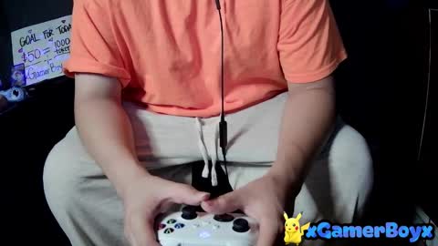 xgamerboyx online show from 10/31/25, 02:45