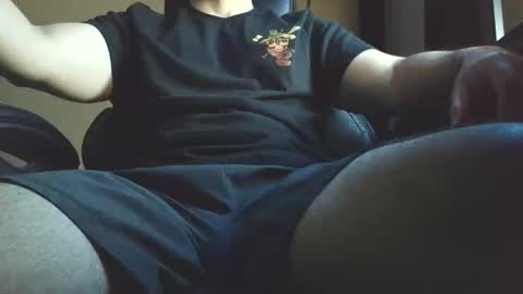 Snapshot of xghost94_ chatting on 12/16/25, 11:37 Ghost online show from 12/16/25, 11:37