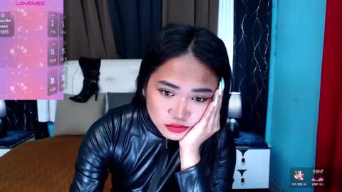 Snapshot of xhugesignificant69x chatting on 02/15/25, 10:11 xhugesignificant69x online show from 02/15/25, 10:11