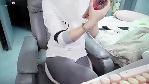 xiaoyu online show from 10/15/25, 11:21