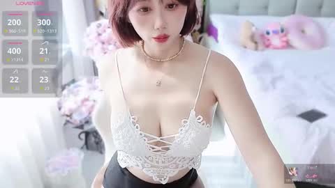 Snapshot of xiaoyu_cn chatting on 04/02/26, 02:42 xiaoyu online show from 04/02/26, 02:42