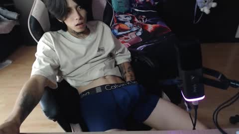 Snapshot of xice_boy chatting on 12/20/25, 10:06 xIce Boy online show from 12/20/25, 10:06