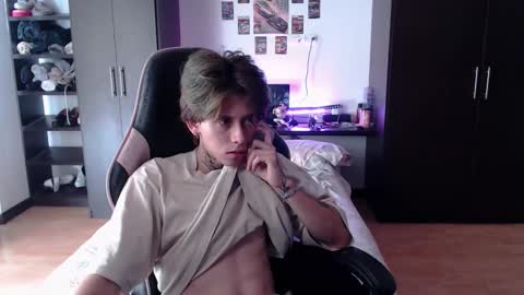 Snapshot of xice_boy chatting on 02/05/26, 02:22 xIce Boy online show from 02/05/26, 02:22