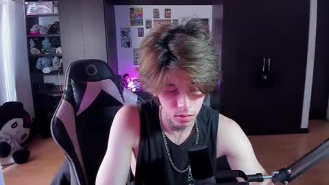 Snapshot of xice_boy chatting on 03/26/26, 02:44 xIce Boy online show from 03/26/26, 02:44