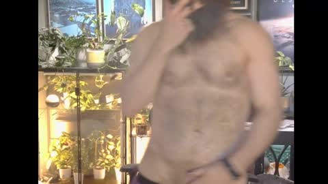 Snapshot of xiisil chatting on 11/12/25, 06:19 xiisil online show from 11/12/25, 06:19