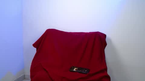 Snapshot of xilongbaby29 chatting on 11/27/25, 04:14 xilongbaby29 online show from 11/27/25, 04:14