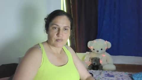 Snapshot of xime5144838 chatting on 12/27/24, 02:04 Ximena online show from 12/27/24, 02:04