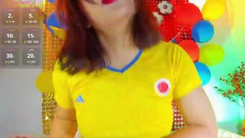tifanny  online show from 06/17/26, 07:04