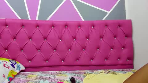 Ximena Ruiz  online show from 03/04/25, 03:48