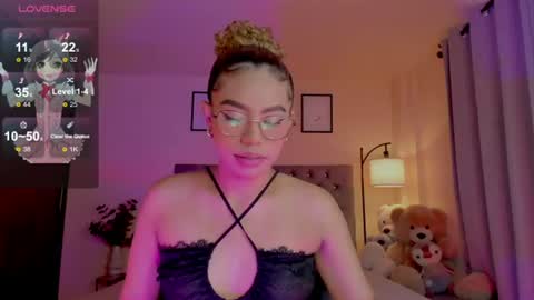 camila online show from 06/15/26, 07:05