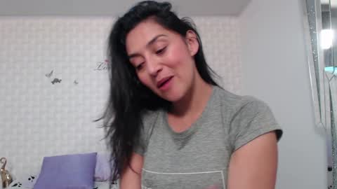ximena suarez online show from 01/14/25, 04:15