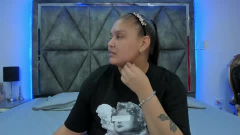 Snapshot of ximenarusso chatting on 12/07/24, 03:04 online show from 12/07/24, 03:04