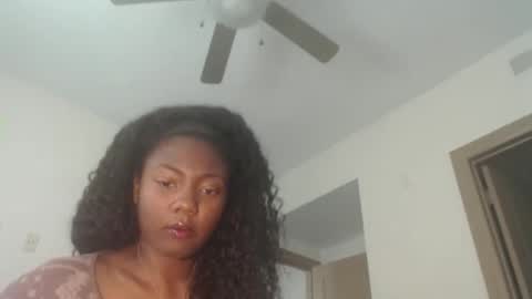 Snapshot of ximora212 chatting on 03/18/26, 01:25 Ximora online show from 03/18/26, 01:25