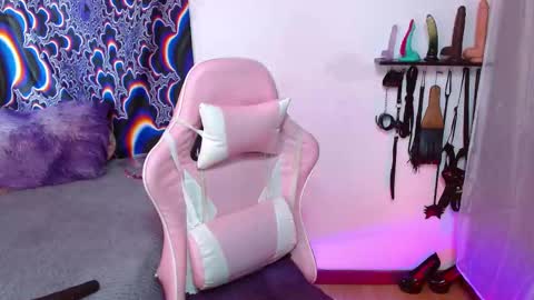 xizette online show from 10/02/25, 05:09