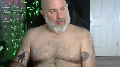 Snapshot of xjohnniex77 chatting on 01/15/26, 01:10 MrSlowBurn77 online show from 01/15/26, 01:10