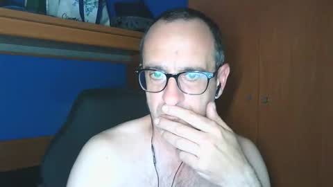 xjosuex69 online show from 05/18/26, 11:32