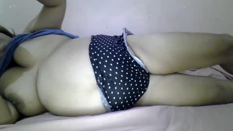 Snapshot of xjuicytits chatting on 06/27/26, 12:59 xjuicytits online show from 06/27/26, 12:59