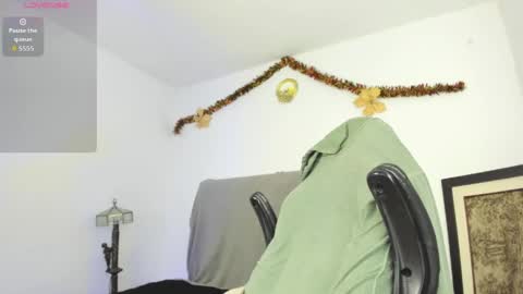 Snapshot of xkim_starx chatting on 04/19/26, 02:55 welcome friends online show from 04/19/26, 02:55