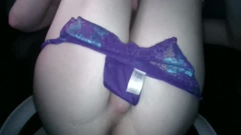 Snapshot of xl4201 chatting on 03/23/26, 04:27 Mangofruitjerky online show from 03/23/26, 04:27