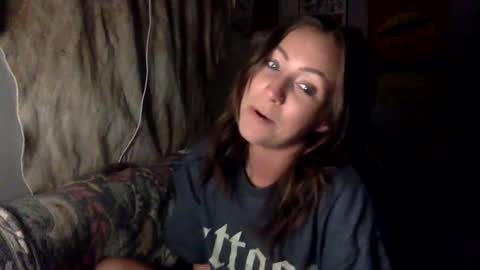 Snapshot of xlacyy chatting on 09/30/25, 01:54 xLacyy online show from 09/30/25, 01:54