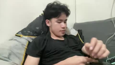 Snapshot of xluminous chatting on 01/13/26, 05:40 MIKAEL online show from 01/13/26, 05:40