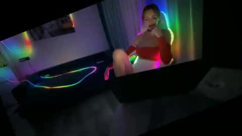 Snapshot of xmollylovex chatting on 04/16/26, 07:25 XMollyLoveX online show from 04/16/26, 07:25