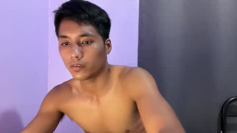 Snapshot of xmoreno_guy69 chatting on 04/23/26, 03:25 SECRET online show from 04/23/26, 03:25