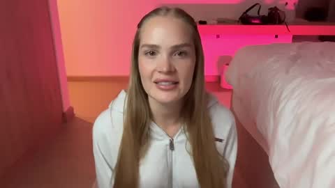 madeline online show from 05/11/26, 02:06