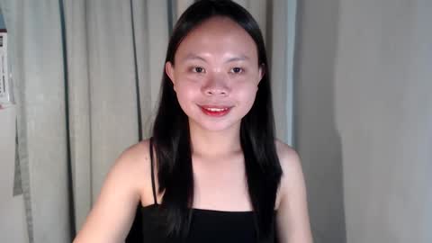 Snapshot of xo_worth_it chatting on 03/03/26, 03:45 nathalie online show from 03/03/26, 03:45