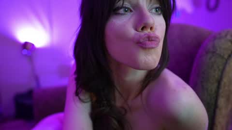 Bella Bondai online show from 01/05/25, 07:49