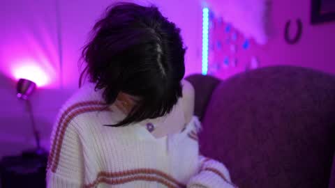 Bella Bondai online show from 01/18/25, 01:51