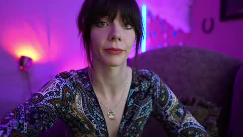 Bella Bondai online show from 02/09/25, 06:01