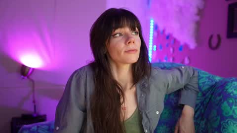 Bella Bondai online show from 02/25/25, 02:00