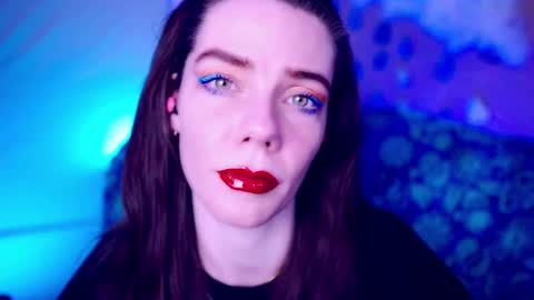 Bella Bondai online show from 09/18/25, 02:57