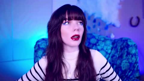 Bella Bondai online show from 09/21/25, 08:27