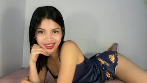 xoxobeatrice22 online show from 06/13/26, 04:10