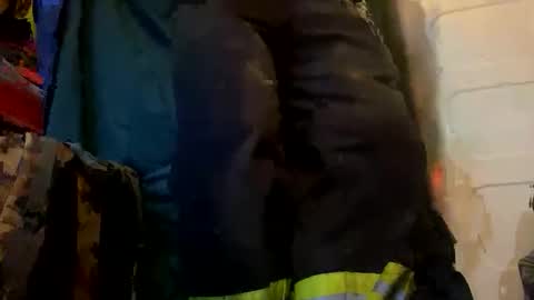 Xploringus online show from 10/28/25, 06:50