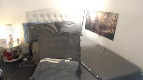 Snapshot of xqueenyasiandomcumx chatting on 01/14/26, 10:10 address me as QUEEN NINA A Little Bit of ANGELIC FACE with a Wild Demonic Side online show from 01/14/26, 10:10