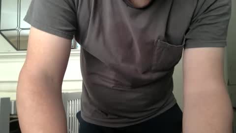 Snapshot of xrdrcrx chatting on 01/13/26, 06:46 xrdrcrx online show from 01/13/26, 06:46