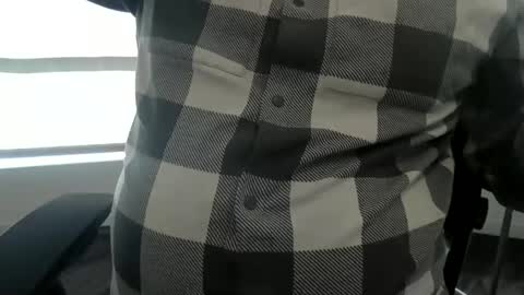 Snapshot of xrdrcrx chatting on 02/18/26, 08:38 xrdrcrx online show from 02/18/26, 08:38