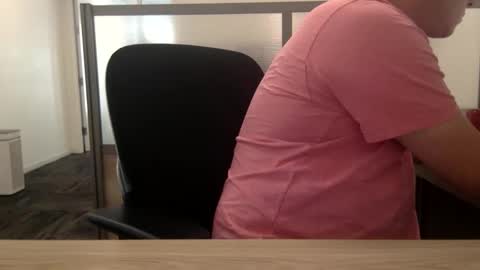 Snapshot of xrdrcrx chatting on 02/24/26, 07:45 xrdrcrx online show from 02/24/26, 07:45