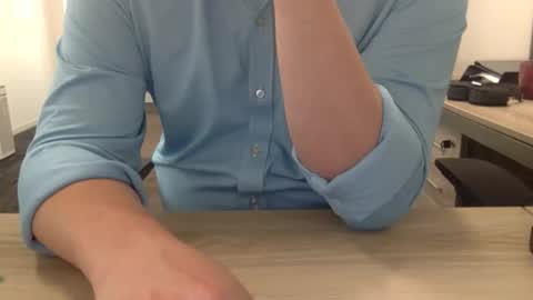 Snapshot of xrdrcrx chatting on 03/03/26, 07:31 xrdrcrx online show from 03/03/26, 07:31